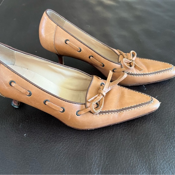 Manolo Blahnik 1 inch light brown leather - Picture 3 of 4